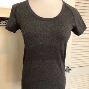 LuLuLemon technical T-shirt - Gray